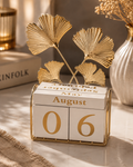 Luxury Gold Ginkgo Leaf Perpetual Wooden Block Calendar – Elegant Desktop Home & Office Decor